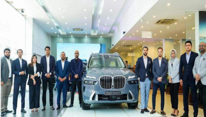 এক্সিকিউটিভ মোটরস বাংলাদেশে আনলো ‘বিএমডব্লিউ এক্স সেভেন’